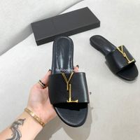 2023 Luxures Designer Designer dames slippers sandalen schoenen schuiven Summer mode brede platte slippers met doosmaat 35-42