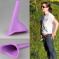 Aparatos de urinario de mujer embudo Viaje al aire libre Camping portátil Portátil Suave silicona Gadgets de alta calidad