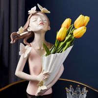 Trädgårdsdekorationer Creative Resin Butterfly Girl Vase Skulptur Modern Hem Vardagsrum Inredning Blommor Figuriner Miniatyrer Gåvor
