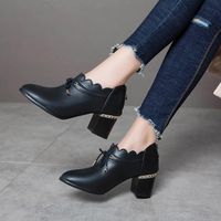 Compre al por mayor Zapatillas Negras Rojas Zapatos Tacon Grueso de bajo  precio \u0026 de calidad con envío gratuito | Es.DHgate