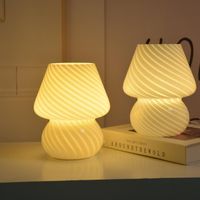 Tischlampen USB-Glas Korea Ins-Stil gestreiftes Nachtlicht Wohnkultur 10 Helligkeitsstufe 5W