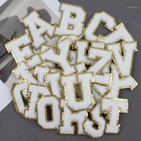 Hediye Paketi 26 adet A'dan Z'ye Beyaz İngilizce Harfler Havlu Nakış Yama Kumaş Sticker DIY Giyim Çanta Dekorasyon Yapıştırıcı Etiket