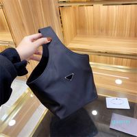 Rahat Lüks Siyah Alışveriş Çantaları Tasarımcı Kadın Çanta Naylon Gıda Sepetleri Küçük Lady Tote Rahat Çantalar Ile Üçgen Sevimli 969