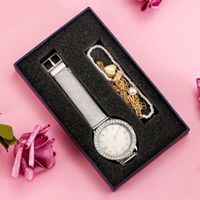 Наручные часы Женщины Часы Браслет Набор Роскошные Серебряные Кварцевые Наручные Часы Для Женщин 2 Шт. Наборы Часы Часы Подарки Relogio Feminino