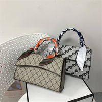 2022 Luxury Fashion Lady Designers Wallets New Letter Hourglass Plain Handbags Shoulder Bags Handbag Top quality Tote Women men Jo429q