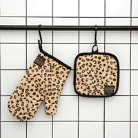 Kitchen Gloves Insulation Leopard Pattern Pad Cooking Microw...