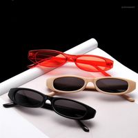 Vintage rectángulo gafas de sol mujeres diseñador de ojos mujer marco pequeño negro gafas rojo marca retro gafas flaco