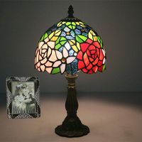 Tafellampen 8 inch Tiffany Gebrandschilderd glas Bloemen Lamp Europese Slaapkamer Nachtkastje Licht Warm Wit Bureau met Legering Basis