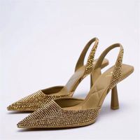 Sandalias 2021 Mujeres 8.5cm Tacones altos Lady Fetish Crystal Low Slingback Shoes Summer Luxury Designer Stripper Gold Sandles