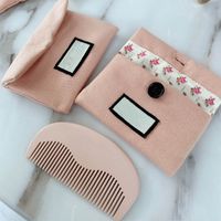 Women Hair Accessories Girls Gift Ideas Lovely Pink Combs with Dust Bag Frabric Cute Comestic Pretty Girl Accessory