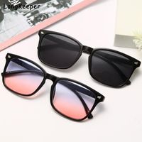 Fashion Square Sports Sunglasses Men Vintage Plastic Male Sun Glasses Women Stylish Black Sport Shades UV400 Gafas De Sol