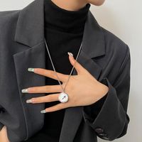 체인 티타늄 스테인레스 스틸 없음 페이딩 간단한 스웨터 체인 18K 도금 타이거 목걸이 라이트 럭셔리 패션 매력 쥬얼리 선물 여성