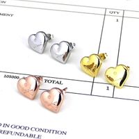 Timbro di design di alta qualità Timbro in acciaio in acciaio per orecchini a forma di cuore lussuoso forma di cuore donne fascino amore orecchini gioielli di moda all'ingrosso