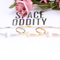 Braccialetto con braccialetto con braccialetto in acciaio in acciaio in titanio Zircone in oro 18 K Braccialetto per braccialetto per le donne
