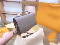 패션 디자이너 가방 여성 핸드백 크로스 바디 메신저 어깨 체인 가방 좋은 품질 2 색, 23x15cm 3525