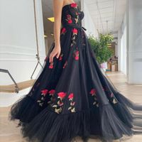 Parti Elbiseler Saf Siyah Balo Elbise 3D Çiçek Chic Kadın Akşam Straplez Gül Çiçek Desen Kız Quinceanera