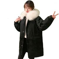 Parkas de las mujeres de alta calidad 2021 Chaqueta de invierno con capucha con cuello de piel algodón acolchado femenino mujer Outwear Long Parka suelta Oversize CO