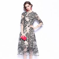Casual Dresses 2021 French Style Desinger High Quality Embroidery Mesh Dress Women VIntage Lace Summer Runway Party Midi-calf
