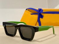 Occhiali da sole da uomo per donna Ultimi occhiali da sole di moda 1555E occhiali da sole da uomo Gafas de sol lente UV400 in vetro di alta qualità con custodia