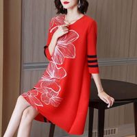Casual Dresses Pleated Dress 2022 Spring Fashion Temperament Loose Large Size Thin A Word Skirt Red Printing Outer Half Sleeve O Neck DressC