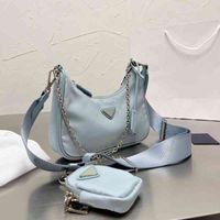 Nylon Woman Luxurys مصممين حقائب سيدة Crossbody Tote Hobo الكتف محافظ حقائب اليد أكياس الفضة سلسلة 220402