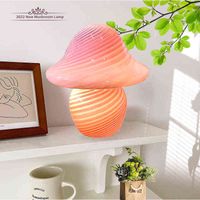 2022 Nowa koreańska lampa grzybowa w paski w paski, 7,48 i 9,1 cala lampy stołowej Murano, dekoracja do sypialni i salonu Y220511