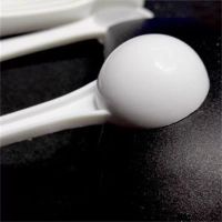 بلاستيك احترافي 1 غرام ملاعق ملاعق غذائية غسل الحليب المصفور أبيض قياس ملاعق أبيض