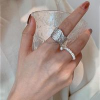 Cluster -Ringe Minar Minar Minarist Unregelmäßige geometrische klobig für Frauen Silber Farbe Metalllegierung Simuliertes Perlenkügelchen Kette Charm Ringcluster