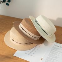 Bereler Bahar Plaj Şapka Kadınlar Saman Kapaklar Panama Geniş Brim Caz Kap Yaz Lüks Şapka Bayanlar Güneş Basit Düz Üst