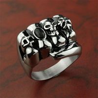 Cluster anneaux Skull Fist Black Diamond Titanium Steel Ring Fashion Power Power Inoxydless Bijoux Men WholesaleCluster