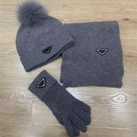 Luxurys Brand Scarf Hat & Glove Sets mens Women designer knitted Hat and Neckerchief with gloves Casquette Bonnet Beanie Womens mi250N