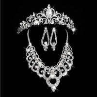 2019 S Crowns Bridal Accesorios Tiaras Collar Collar Accesorios Juegos de joyería de boda Estilo de moda Bride2616