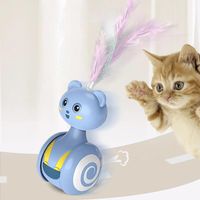 Kedi oyuncakları otomatik evcil hayvan bumbler komik oyuncak interaktif yuvarlanan teaser tüyü çubuk dönen top
