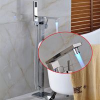 Nieuw modern chroom met LED -kleur waterval tuit badkamer badkraan staande vierkante kuip vulstof met handheld spuitbodem mou300i