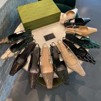 Moda Sandalet Seksi Gazlı Rhinestone Dekorasyon Calico Kadınlar Elbise Ayakkabı Lüks Tasarımcılar Küçük Kare Kafe Yavru Kedi Yavru Kedi Arka Strap Strap Genu