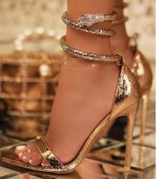 Kadınlar Seksi Altın Yüksek Topuklu Sandallar Stiletto Saçlı Açık Ayak parmağı 12cm/4.7 inç ayak bileği yılan şeklindeki kayış ayakkabıları şık yaz strappy pompa ayakkabıları artı boyutu