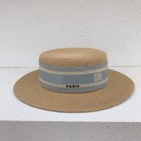Plafond de créateur Chapeau de paille pour femmes chapeaux de luxe en tricot à la mode pour hommes Caps à bord large Cape d'été Cape extérieure Casquette Fedora