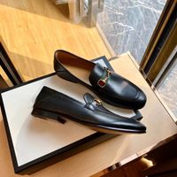 4 Model Shoe Men zapatillas de negocios formales Hombre Oxford Leather Men's Luxury Luxury Vestido de dedo del pie Bodas zapatos Coiffeur Ayakkabi