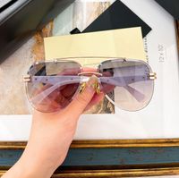 Marken Sonnenbrillen Europäische und amerikanische neue Modegeschäftsgeschäfts -Sonnenbrillen Retro Square Persönlichkeit Schnittrahmen Fahren Damen Brille Der Künstler II