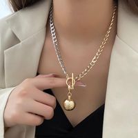 Ketten Gothic Gold Color Mix Ball Anhänger Choker Halskette für Frauen einzigartige Punk -Persönlichkeit Langkette Schmuck Juwelen