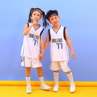 2022 Kids Giyim Bebek Basketbol Forması Nefes Alabilir Perakende Baskball Çocuk Takımı 77 Süper Yıldız Hızlı Kuru Özel Açık Spor Yaz Giyim Büyük Çocuk Giyim
