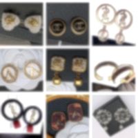 Brincos da moda 18K Palhado de ouro 925 Earring prateado Ear Stud Stud Crystal Pearl Women Designer Letters Double Declaração de casamento Jóias ER0501-520