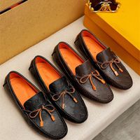 Gran tamaño 38-47 Marcas de lujo Top Fashion Fashion Men Business Diseñador de diseño Poofers Pointy Black Black Zapato de boda en transpirable