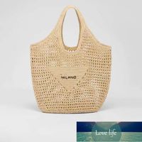 Frauen Mode Stroh Umhängetasche Papier weibliche Handtaschen große Kapazität Sommer Beach Strohbeutel Freizeitbaus Geldbörsen mit Dreiecksmuster