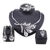 Fashion Nigerian Wedding African Costume Jewelry Set Dubai Neckace Bangle Earrings Ring For Women Party Jewelry Sets 3 Colors2825