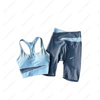 Pontas de duas peças de duas peças de ioga Set Sports Sports and shorts 2 peças conjuntos de cores preto e azul logotipo imprimir moda de rua em forma de fitness ginásio veste de verão