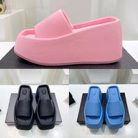 Designer di lusso Slifori Taji Platform Slide Sandals Alexander 10 cm Tannocchia High Square Slipper Donne Scarpe con vetrini in pelle di gomma nera rosa