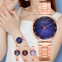 Нарученные часы модные дамы бизнес-часы роскошные бриллианты, усыпанный хрустальным циферблом