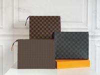 Bolsas de embrague para hombres de alta calidad diseñador de personalidad de la moda femenina bolsos de tarjetas de teléfono clásicas billeteras 50