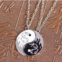 Pendant Necklaces Paired Things Dragon Print Pendants Necklace For Couples BFF Tai Chi Yin Yang Chain White Black Friendship JewelryPendant